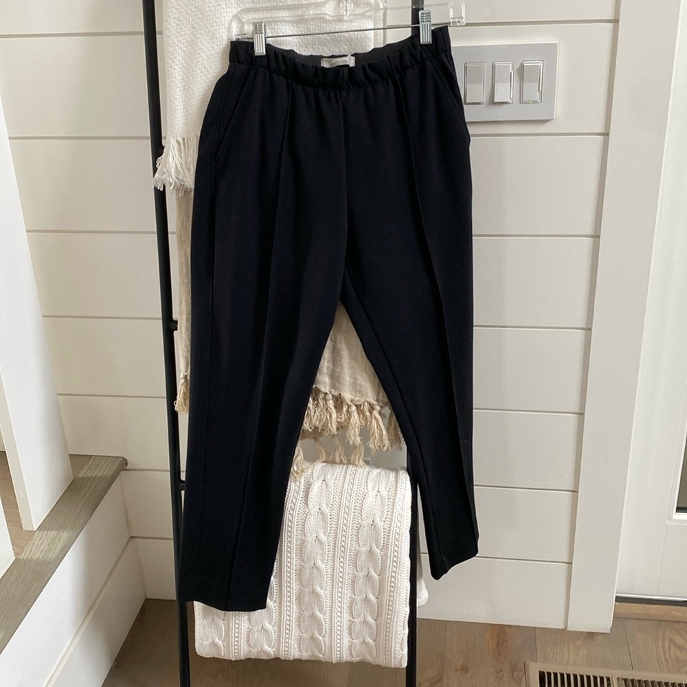 Everlane The Dream Pant. Black. Size M.